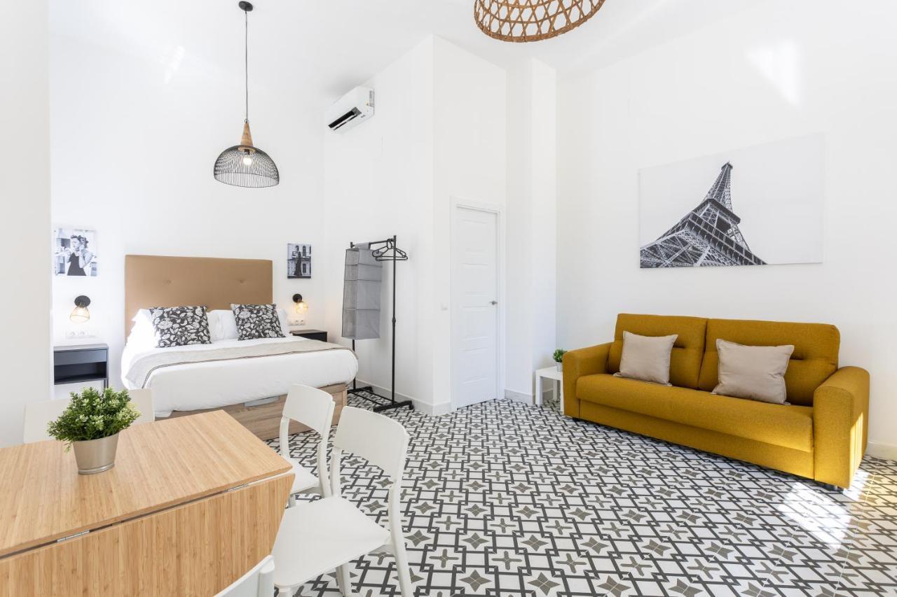 Holidays2Malaga Picasuss Loft New Built Close Huelin Beach And Promenade Dış mekan fotoğraf