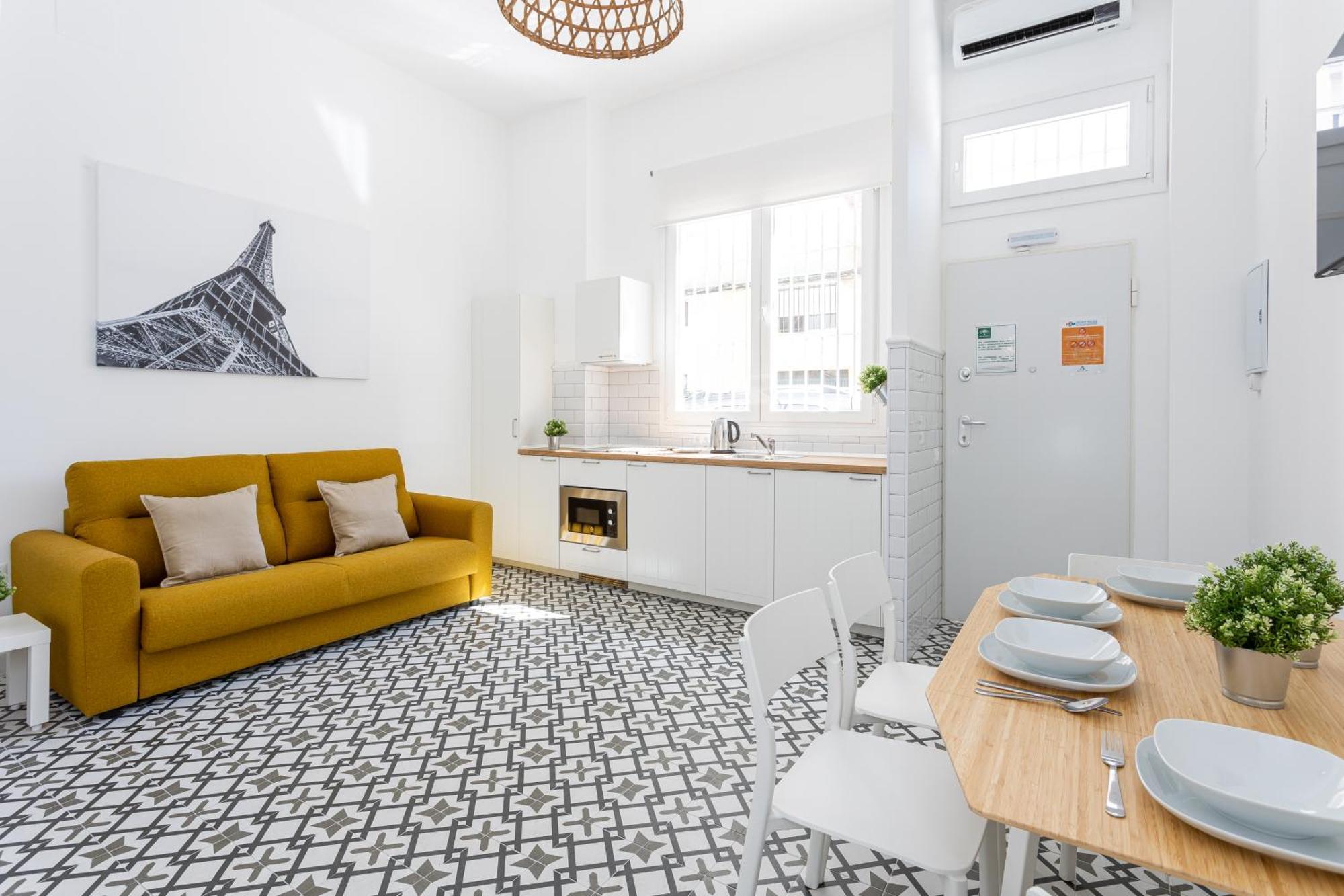 Holidays2Malaga Picasuss Loft New Built Close Huelin Beach And Promenade Dış mekan fotoğraf