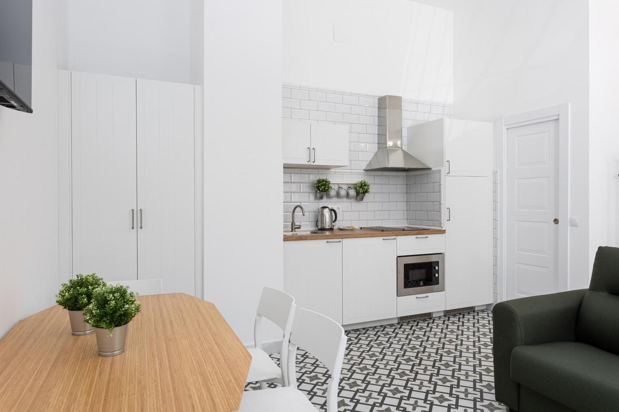 Holidays2Malaga Picasuss Loft New Built Close Huelin Beach And Promenade Dış mekan fotoğraf